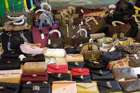 fake designer bags to buy in vietnam|counterfeit handbags in vietnam.